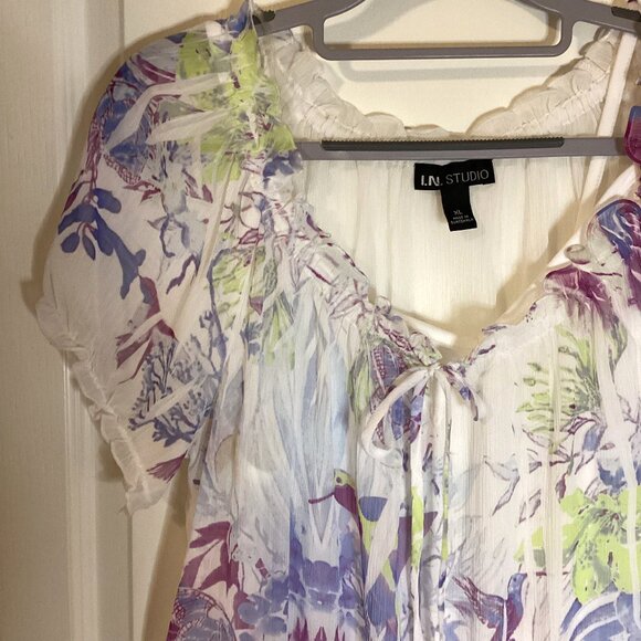 I. N. Studio Women's Blouse Camisole Lining Top Feminine Sheer Size XL - Picture 2 of 6